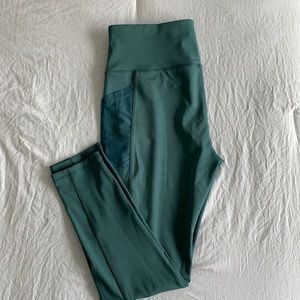 Workout / yoga pants